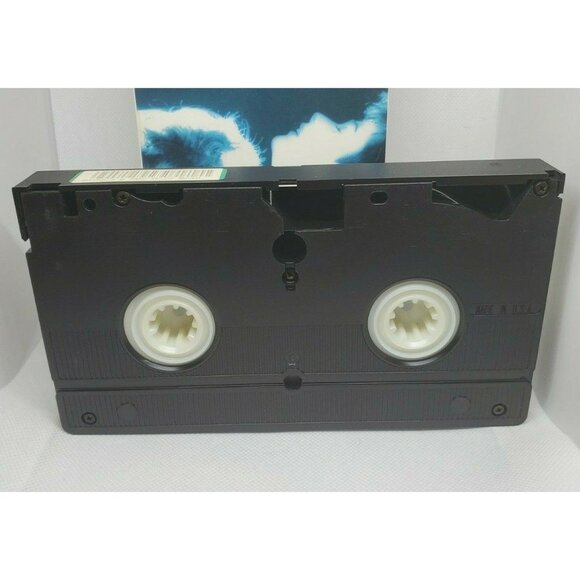 Ghost VHS Tape 1991 Patrick Swayze Demi Moore Whoopi Goldberg Throwback - Picture 8 of 10